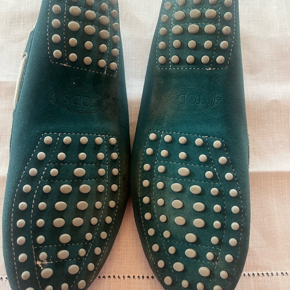 Classic Women’s Suede Driving Loafers in Teal with Silver Hardware - Picture 2 of 5